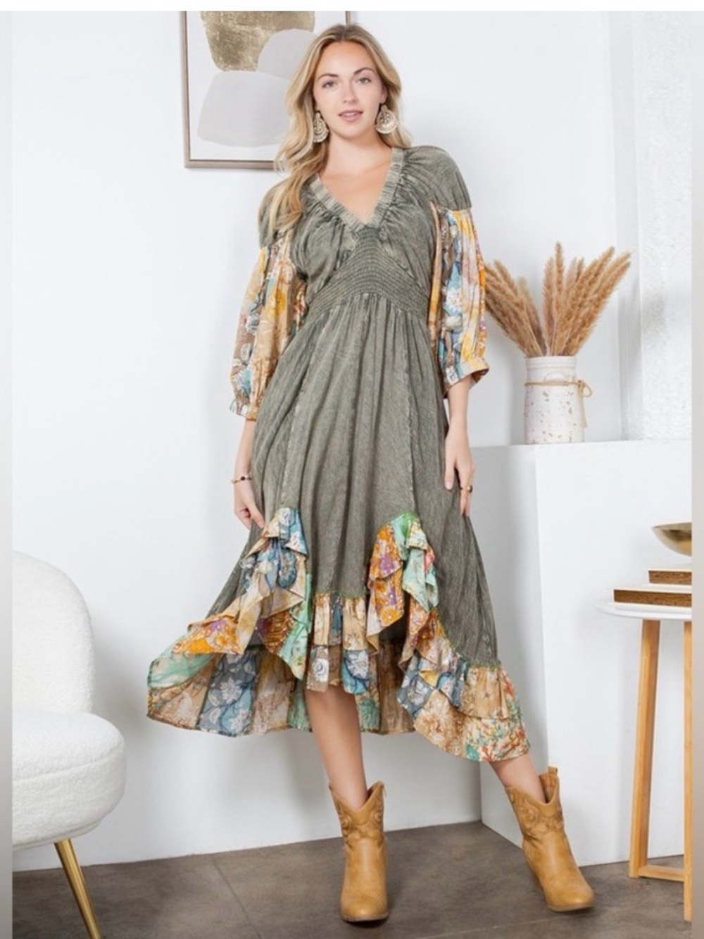 Boho V-Neck Olive Paisley Ruffle Maxi Dress NWOT Sz S . Will fit Sz M - Picture 1 of 6